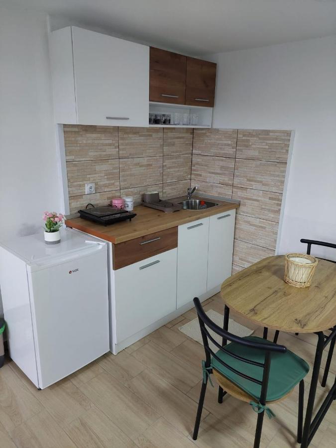 Apartmani Kuljanin Donji Milanovac Bilik gambar